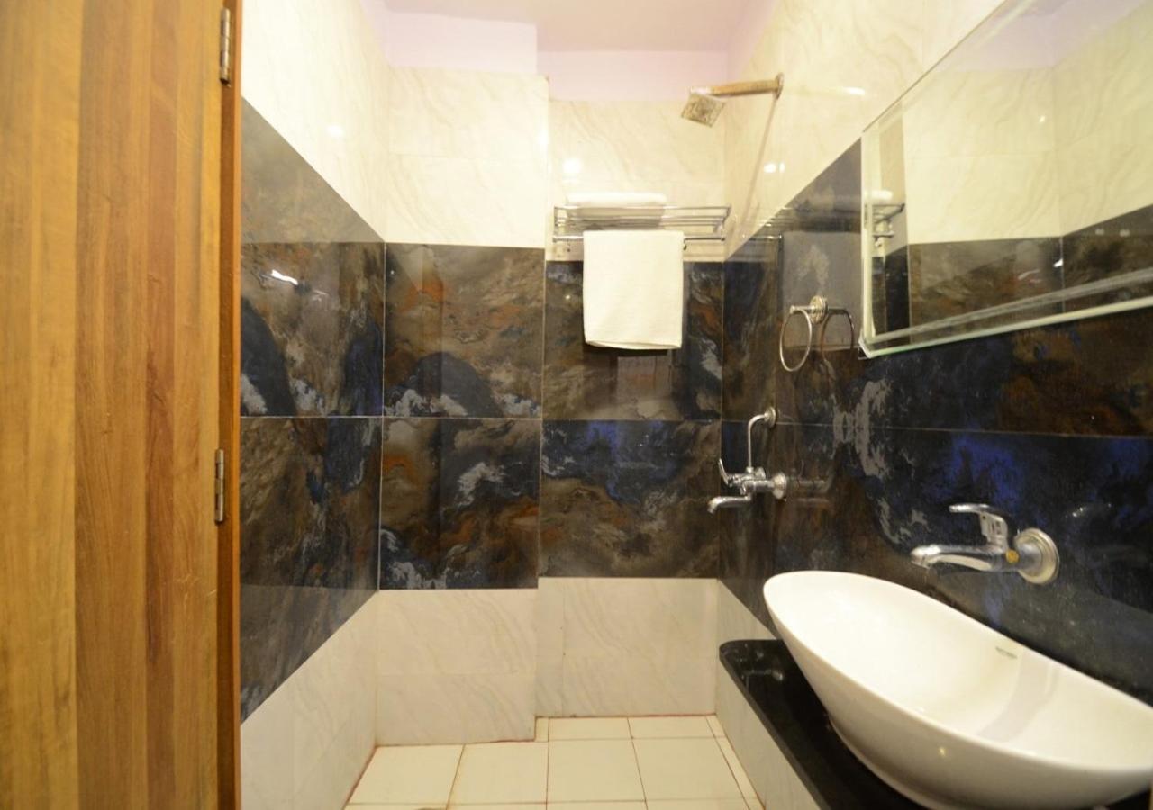 Hotel Metro Inn Джайпур Екстериор снимка